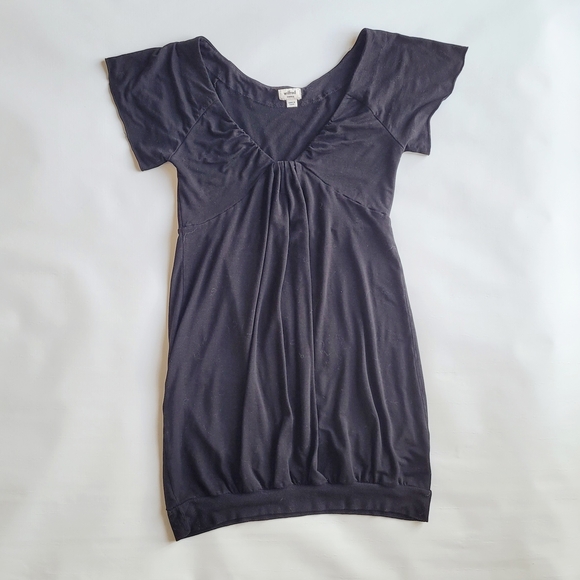 Wilfred Dresses & Skirts - Wilfred Aritzia Tunic Short Sleeve Dress Black